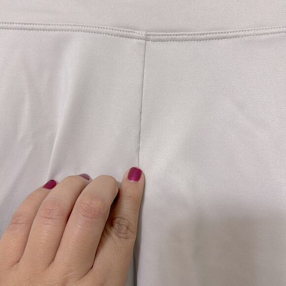 Victoria's Secret Sport discontinued cream nude mesh sides shorts size L - Picture 5 of 6